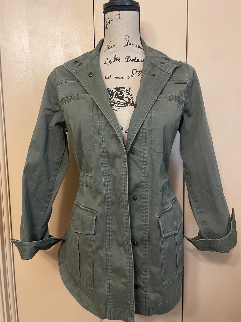 Universal Thread Olive Utility Jacket with Front Pockets - Picture 9 of 10